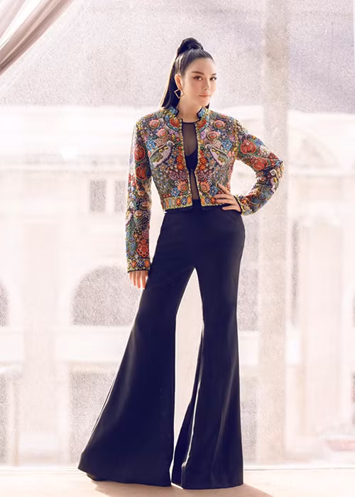 Trên Tri thức trẻ, Lý Nhã Kỳ tiết lộ cô và bạn trai lâu năm chia tay vì anh tìm được được tình yêu mới với một người phụ nữ khác.