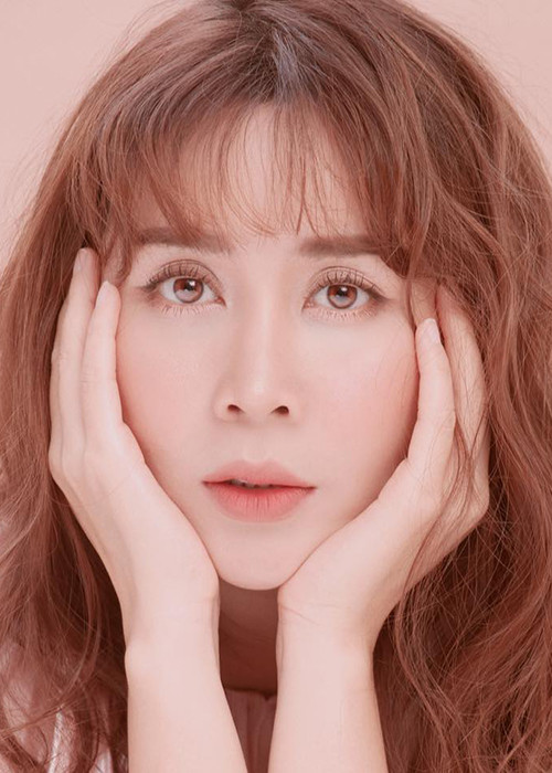 Mới đây, thông tin Lưu Hương Giang và Hồ Hoài Anh ly hôn nhưng đã hàn gắn khiến dư luận xôn xao. Để ồn ào không bị đẩy đi quá xa, Lưu Hương Giang cho biết, vợ chồng cô quyết định ly hôn khi cả hai mất phương hướng. Tuy nhiên, khi đã bình tĩnh lại, Lưu Hương Giang và Hồ Hoài Anh cảm thấy sống không thể thiếu nhau nên quyết định tái hợp.