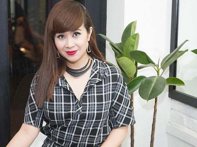 Cách đây 2 tháng, Lưu Thiên Hương cũng bị dư luận ném đá. Cụ thể, trong khi nhiều người bức xúc trước sự tắc trách của nhà trường trong vụ bé 6 tuổi bị bỏ quên trên xe đưa đón dẫn đến tử vong thì Lưu Thiên Hương lại đăng tải dòng trạng thái trách móc bố mẹ bé.