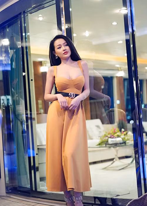 Ngân 98 sẽ trải qua những vòng thi như Người đẹp tài năng, Người đẹp Truyền thông, Người đẹp áo dài, Người đẹp giao tiếp.