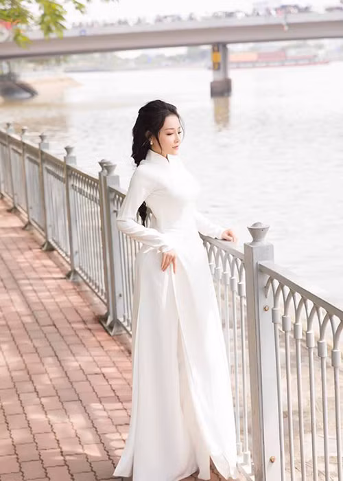 Theo Vietnamnet, cuộc thi mà tình cũ của Lương Bằng Quang đăng ký dự thi sẽ diễn ra vào tối ngày 17/10 tại Seoul – Hàn Quốc.