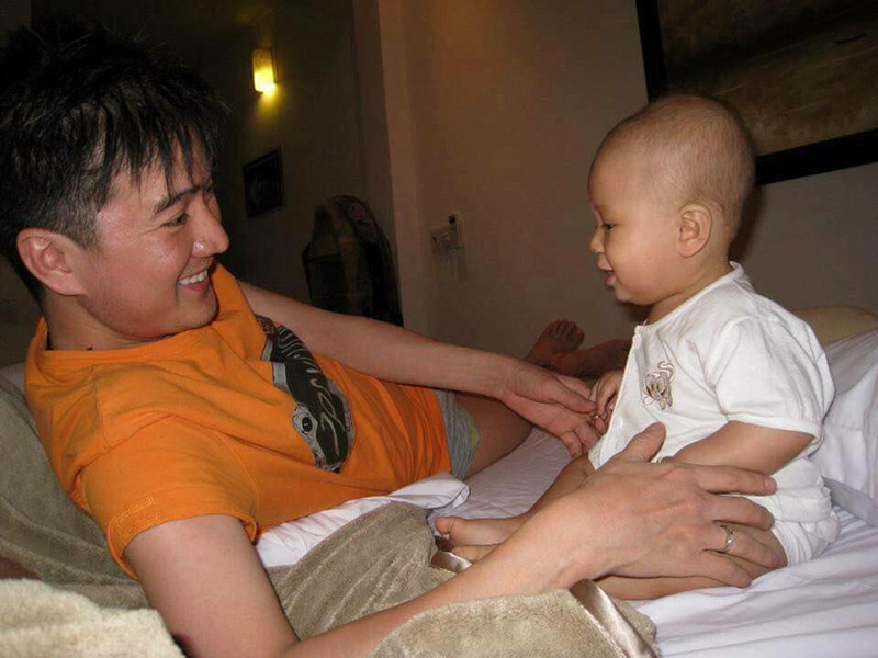 Đàm Vĩnh Hưng nhận nuôi con trai của em gái từ khi cậu nhóc còn rất nhỏ.