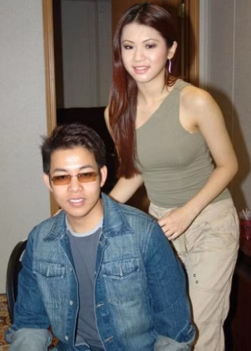 Quang Lê không ngại công khai mối tình với bạn gái hoa hậu thời cả hai còn mặn nồng.