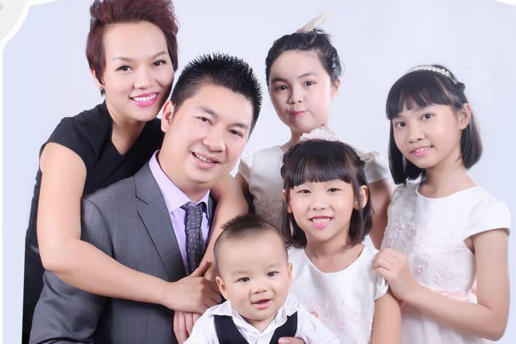 Thái Thùy Linh và ông xã Quang Cường đều có con riêng trước khi đến với nhau.