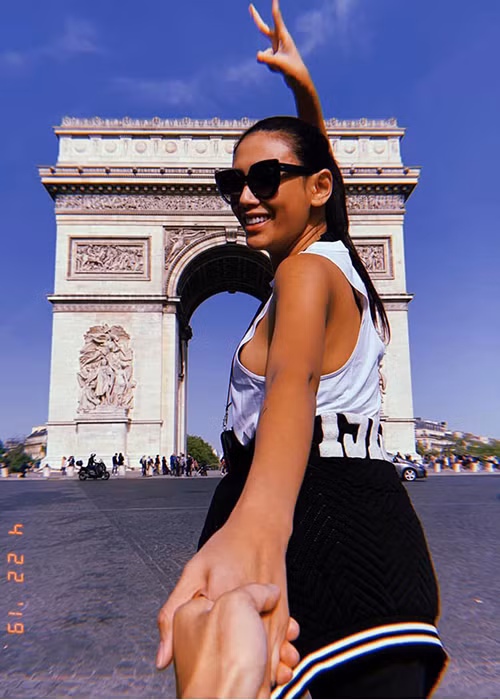 Khoảng một năm nay, Võ Hoàng Yến thường khoe ảnh bên bạn trai giấu mặt với biệt danh "anh tay xăm".