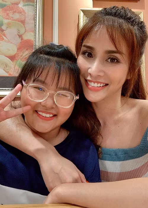 Hậu ly hôn, Thảo Trang một mình nuôi con gái và chưa công khai thêm bất kì mối quan hệ tình cảm nào.