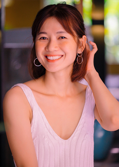 Cô còn được ví là bản sao của ngọc nữ xứ Hàn Song Hye Kyo. Ảnh: Zing