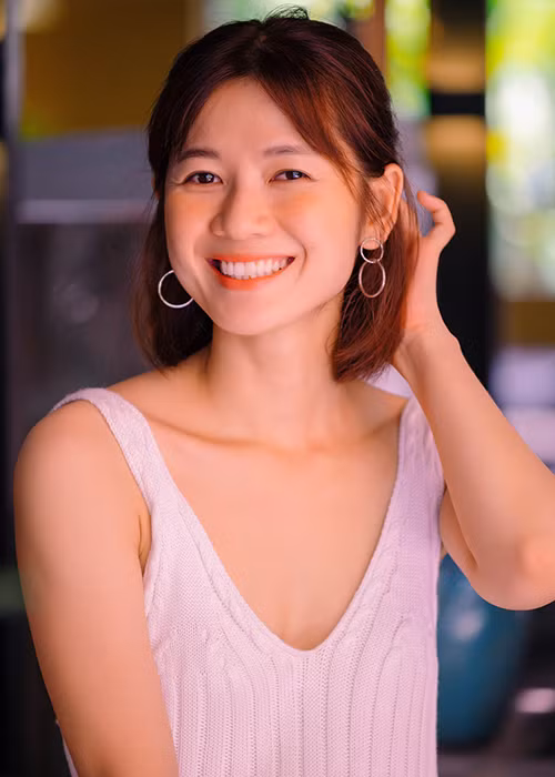 Cô còn được ví là bản sao của ngọc nữ xứ Hàn Song Hye Kyo. Ảnh: Zing