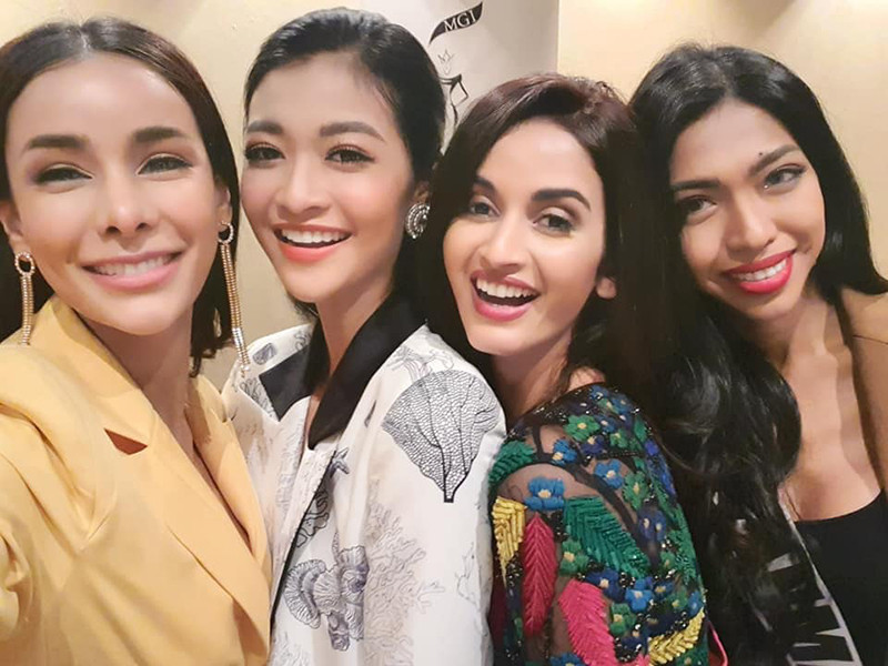 Kiều Loan nhạy bén trước ống kính máy quay của ban tổ chức hay thí sinh.