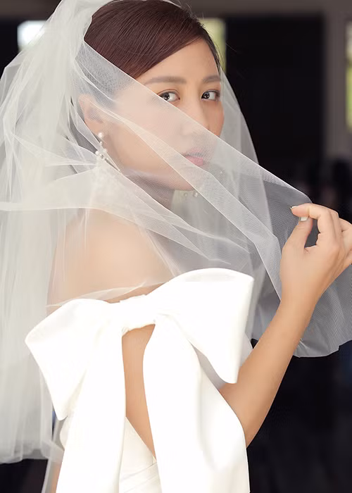 Thực hư tin đồn giọng ca "Nếu như anh đến" kết hôn vào tháng 11/2019 nay đã sáng tỏ.