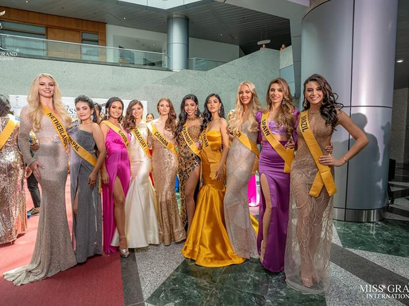 Kiều Loan có tuổi đời còn rất trẻ (19 tuổi) và ít kinh nghiệm thi đấu. Thế nhưng, cô đang thể hiện khá tốt tại Hoa hậu Hòa bình Quốc tế.