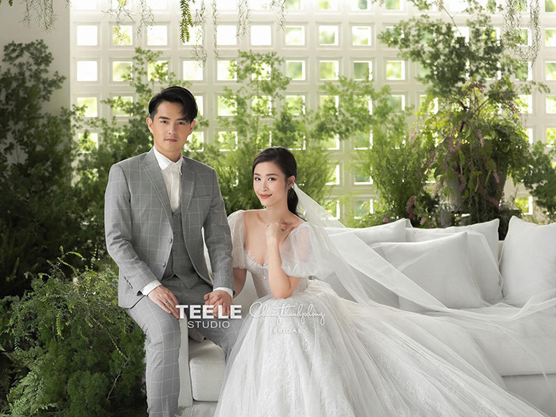 Nữ ca sĩ xinh đẹp bên chồng sắp cưới.