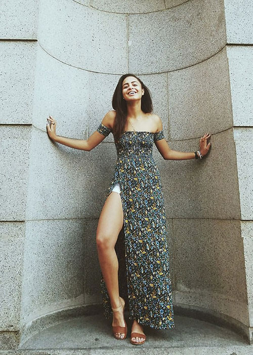 Hình ảnh rạng rỡ của Nellys ngoài đời.