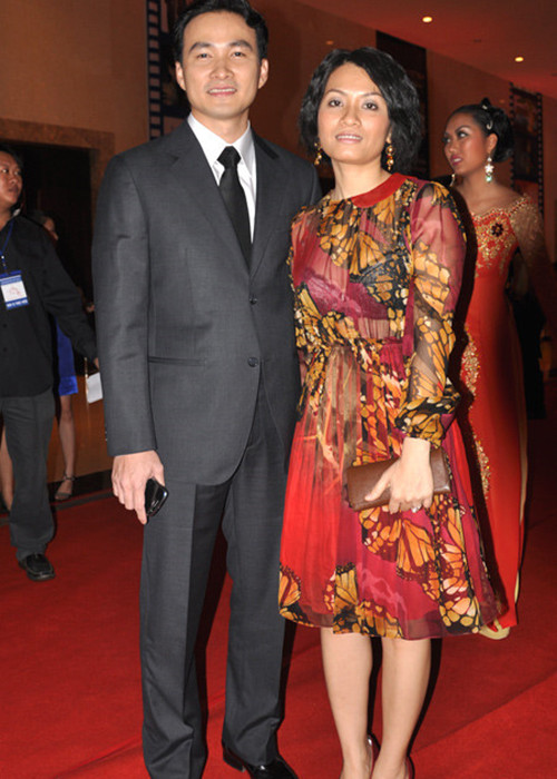 Chia tay Thái Giang, Chi Bảo tái hôn với Hồng Loan. Mỗi lần nhắc tới Hồng Loan, anh luôn khen cô là hậu phương vững chắc. Ảnh: VTC