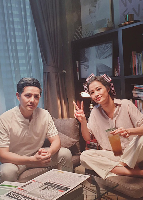 Trái lại, Đông Nhi và Ông Cao Thắng ngày càng yêu nhau mặn nồng.