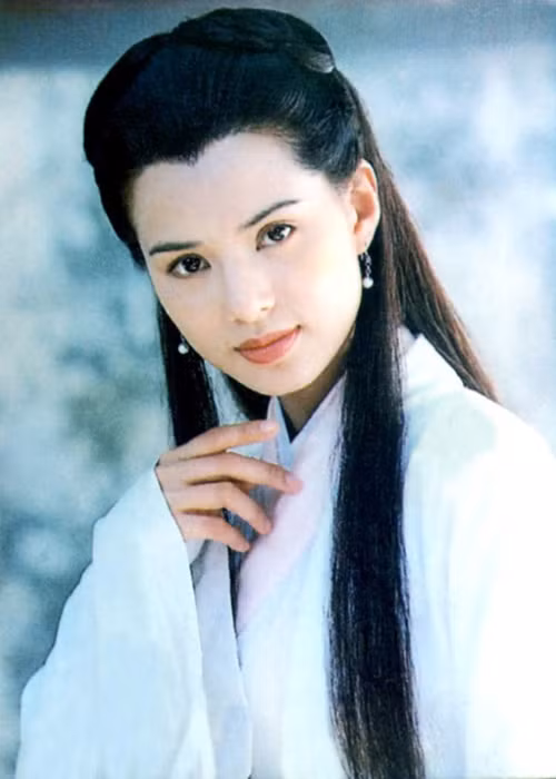 Đường tình duyên của Tiểu Long Nữ phiên bản năm 1995 khá lận đận.