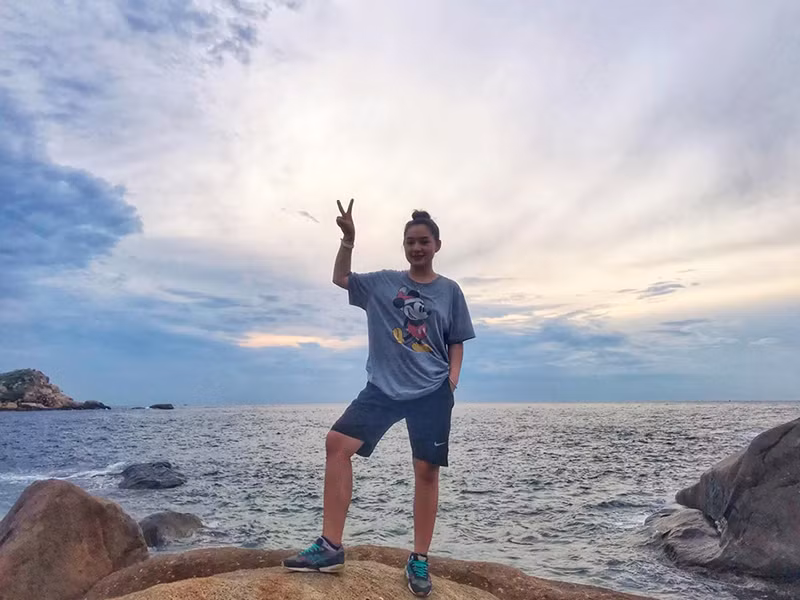 Kiều Oanh dần nguôi ngoai nỗi đau và có được những niềm vui mới.