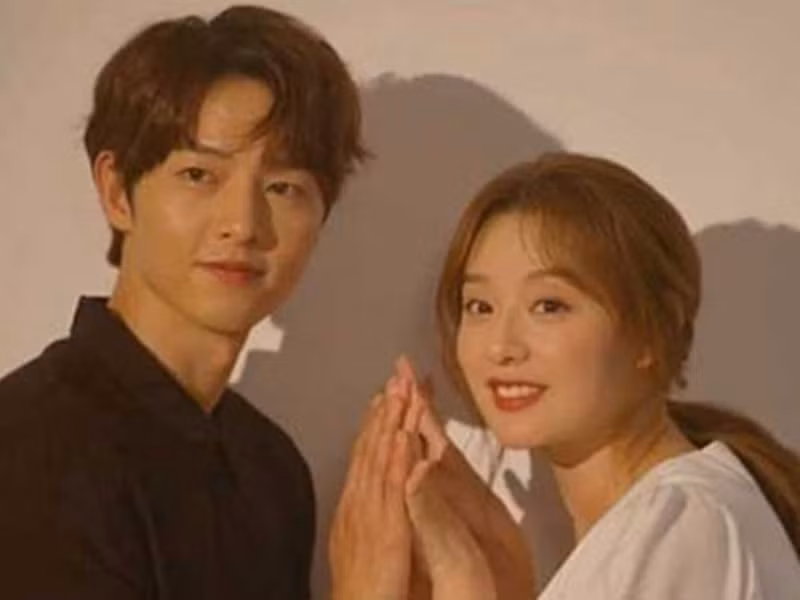 Người hâm mộ mong Song Joong Ki sớm tìm hạnh phúc mới hậu ly hôn Song Hye Kyo. Ảnh: Tri thức xanh