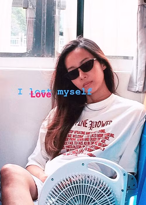 Trước khi công khai ảnh mang bầu, gần đây, Suboi bị fan soi vòng 2 to bất thường. Mời quý độc giả xem video "Vì sao rapper Suboi hát rap cho Tổng thống Obama nghe?". Nguồn VTC