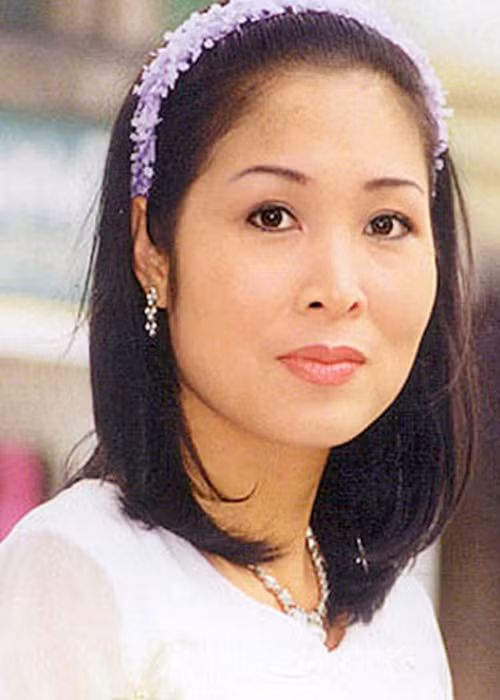 Theo An ninh thế giới, nghệ sĩ Hồng Vân có bố mẹ là cán bộ ngành sinh học thực nghiệm. Lên 9 tuổi, chị theo bố mẹ từ Bắc Ninh vào Sài Gòn sinh sống. Ảnh: Người nổi tiếng