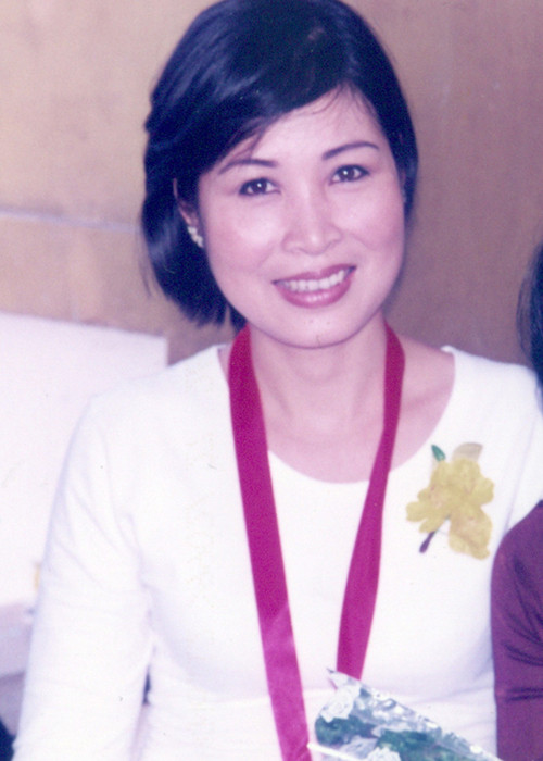 Các vai diễn được yêu thích của Hồng Vân gồm Thị Bình trong “Lôi vũ”, “Vợ thằng đậu” trong “Tệ hơn vợ thằng đậu”, Bà mất gà trong “Vụ án trộm trứng”. Ảnh: Người lao động