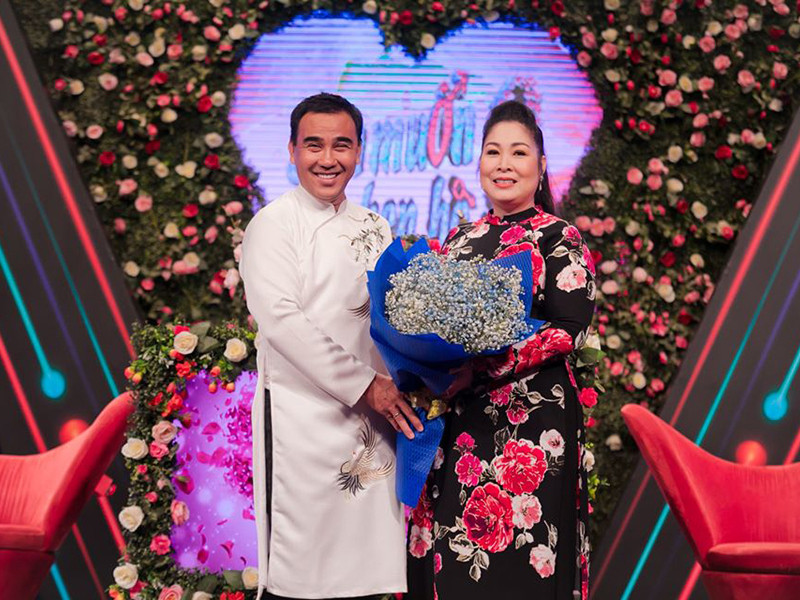 Vi sao nghe si Hong Van duoc ung ho ran ran khi dan “Ban muon hen ho“