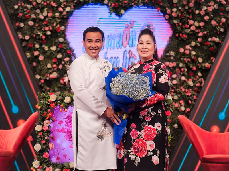 Vi sao nghe si Hong Van duoc ung ho ran ran khi dan “Ban muon hen ho“