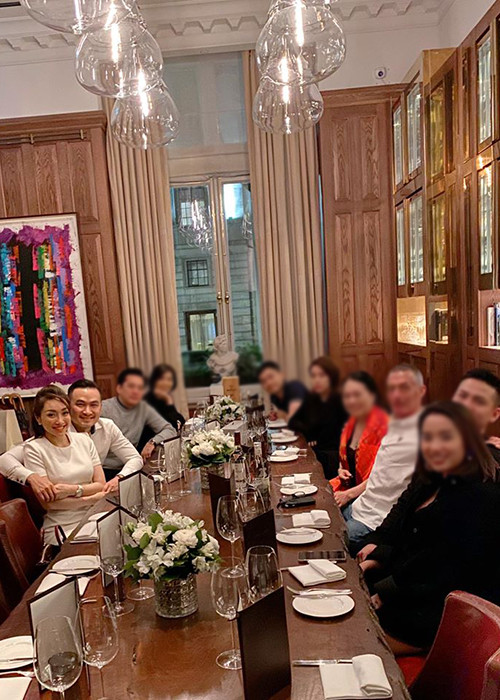 Chi Bảo công khai bạn gái đồng nghĩa tin đồn cuộc hôn nhân thứ 2 của anh tan vỡ là sự thật.