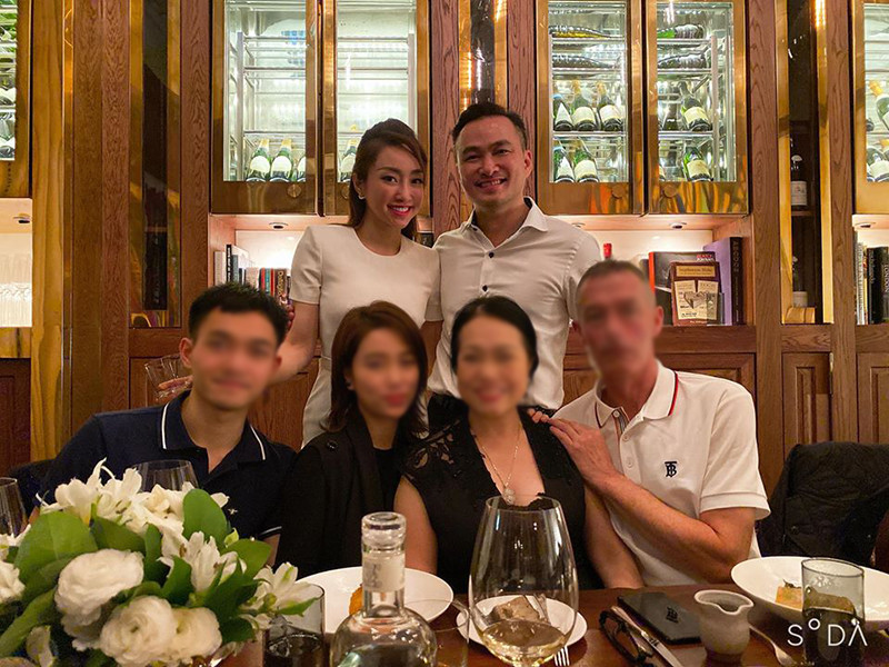 Chi Bảo và Thùy Chang hiện bị bạn bè thúc giục sớm tổ chức đám cưới.