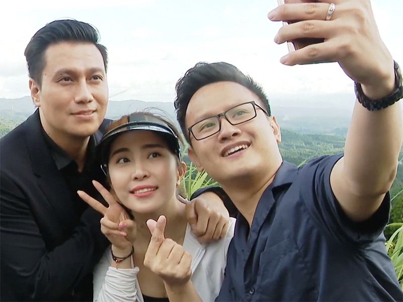 Một số khán giả lại đoán rằng Quỳnh Nga và Việt Anh chỉ đang đóng chung một bộ phim. Ảnh: Lao động