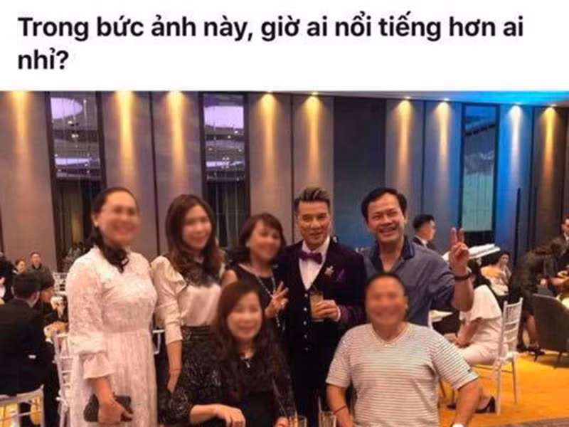Trước ồn ào treo thưởng việc hành hung người cha bạo hành con, Đàm Vĩnh Hưng đã có không ít phát ngôn có phần chợ búa. Cuối tháng 4/2019, một tài khoản Facebook chia sẻ bức ảnh Mr Đàm chụp cùng một nhóm người kèm dòng chú thích: "Trong bức ảnh này, giờ ai nổi tiếng hơn ai nhỉ?".