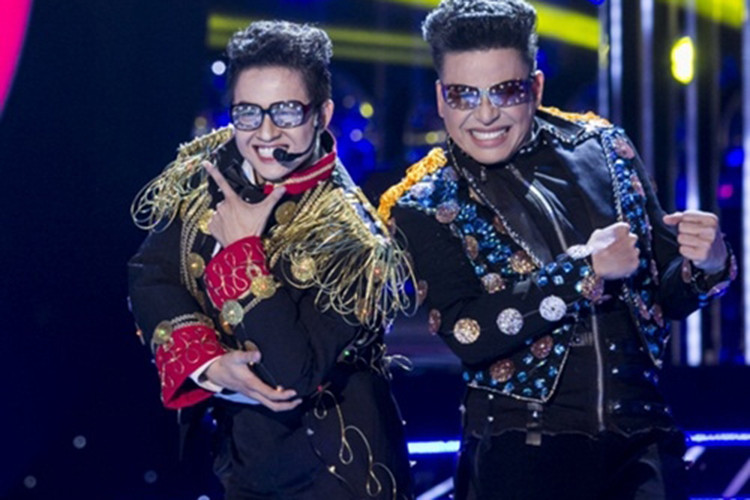 Thanh Bạch là MC gạo cội nhưng cũng có những lần mất điểm với khán giả. Trong Gương mặt thân quen, anh bị chê lối nói chuyện quá đà, dông dài, cách dẫn dắt màu mè. Ảnh: Giao thông