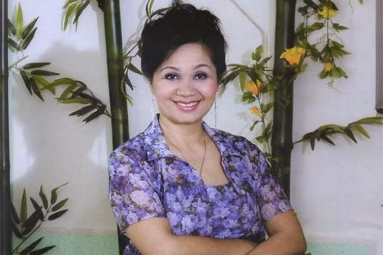 Sau khi lời qua tiếng lại, nghệ sĩ Xuân Hương nộp đơn khiếu nại lên công an. Theo Người Lao Động, Công an TP HCM xác định không đủ chứng cứ để xử lý hành vi vi phạm pháp luật hình sự, xâm phạm danh dự nhân phẩm đối với Trang Trần nên không khởi tố vụ án. Ảnh: Người lao động