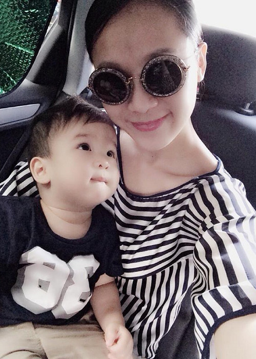 Bé trai xuất hiện bên Thái Hà thực tế là con nuôi của nữ người mẫu. Ảnh: Đại lộ