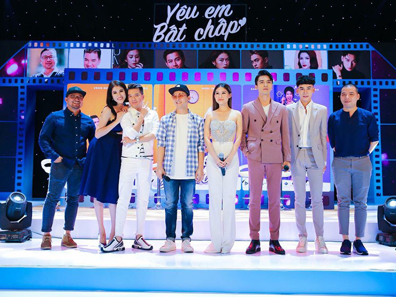 Năm 2018, Trang Trần trở lại showbiz khi đóng phim điện ảnh "Yêu em bất chấp". Tuy nhiên, sau vai diễn này, cô tiếp tục chú tâm vào buôn bán.