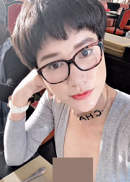 Chân dài gốc Hà thành hiện tại vẫn chưa lên tiếng về ồn ào mặc phản cảm.