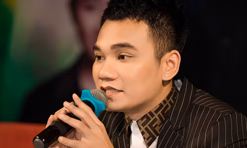 Lo ly do Khac Viet moi Tran Thanh tham gia liveshow mien phi