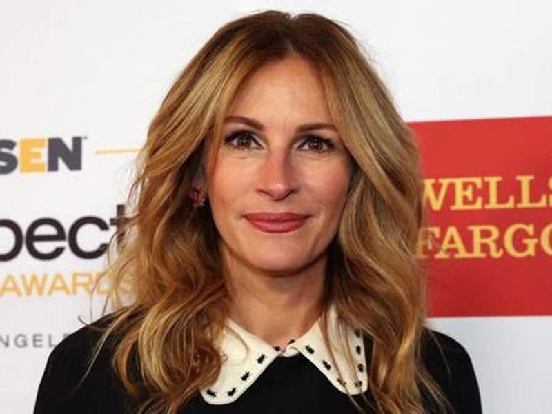 Julia Roberts hiện là ngôi sao hàng đầu Hollywood.