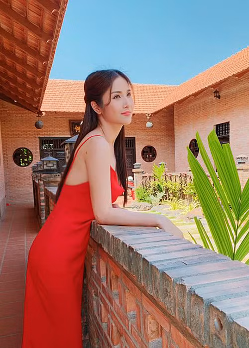 Nữ diễn viên xinh đẹp khá kín tiếng sau khi chia tay cầu thủ Phan Thanh Bình.