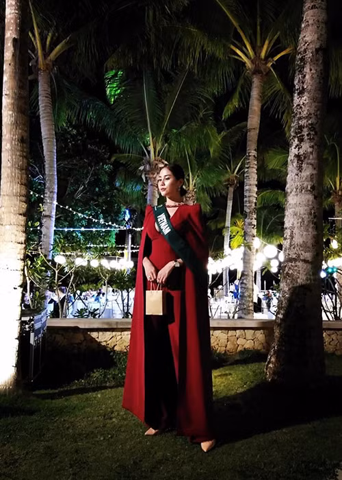 Mới đây, Hoàng Hạnh cùng các thí sinh hoàn thành xong phần thi phỏng vấn.