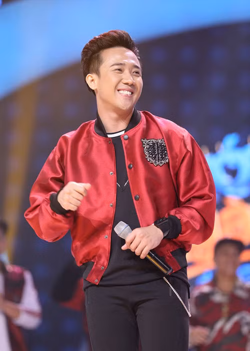 Sao Viet muu sinh: Ke song nhu ong hoang, nguoi khong tien chua benh