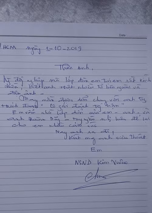 Trong sổ tang, nghệ sĩ Kim Xuân gửi lời vĩnh biệt đến người đàn anh mà bà kính trọng.