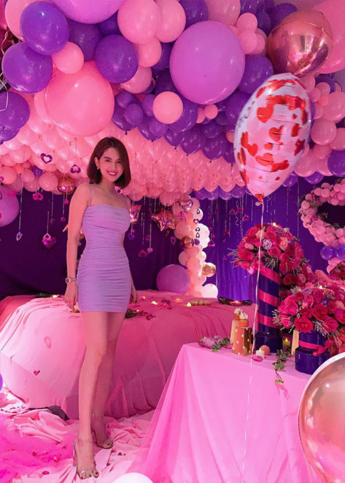Cuối tháng 9 vừa qua, Ngọc Trinh được bạn trai tổ chức sinh nhật.