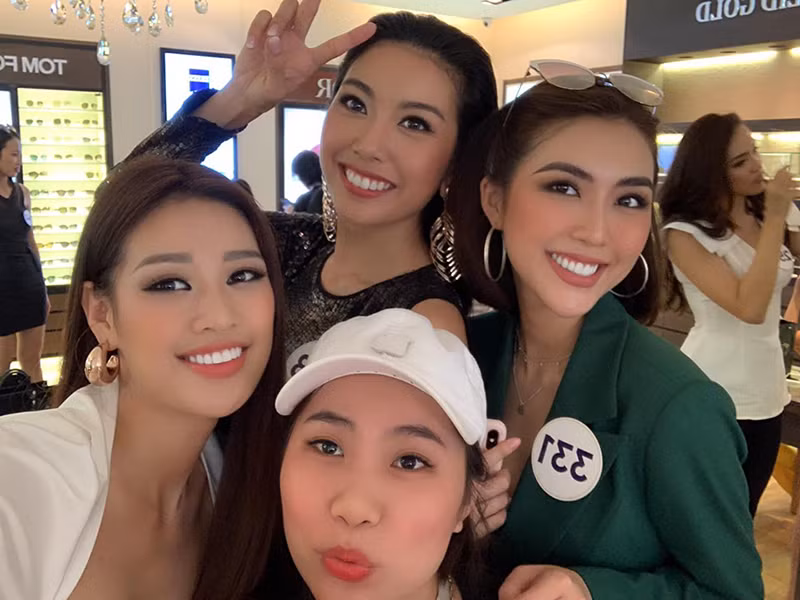 Thúy Vân là Á hậu 3 cuộc thi Hoa hậu Quốc tế 2015.