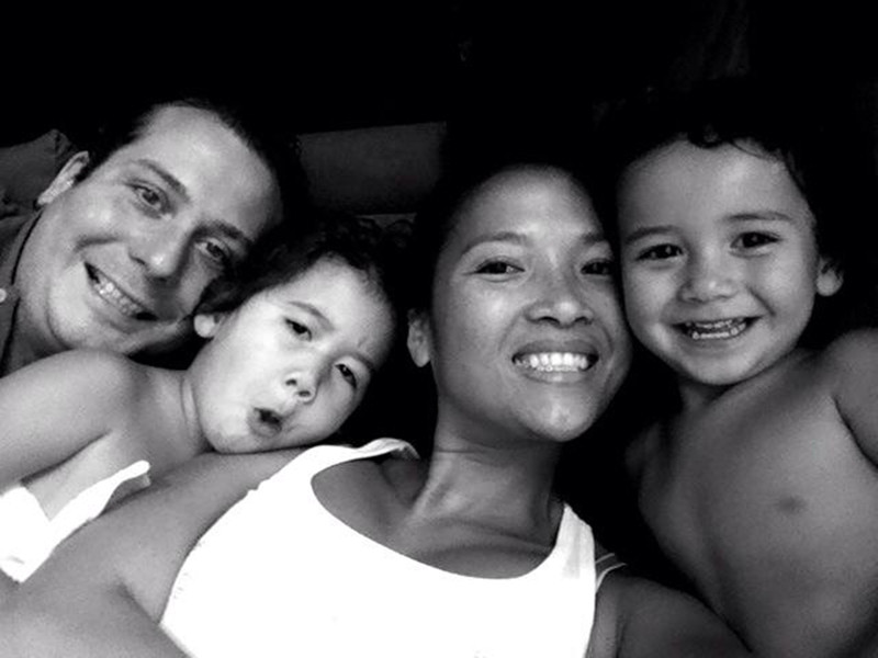 Ông xã của Bằng Lăng hiểu được vợ dễ tự ái khi đề cập đến chuyện tiền bạc nên luôn để cô được thoải mái. Ảnh: FBNV