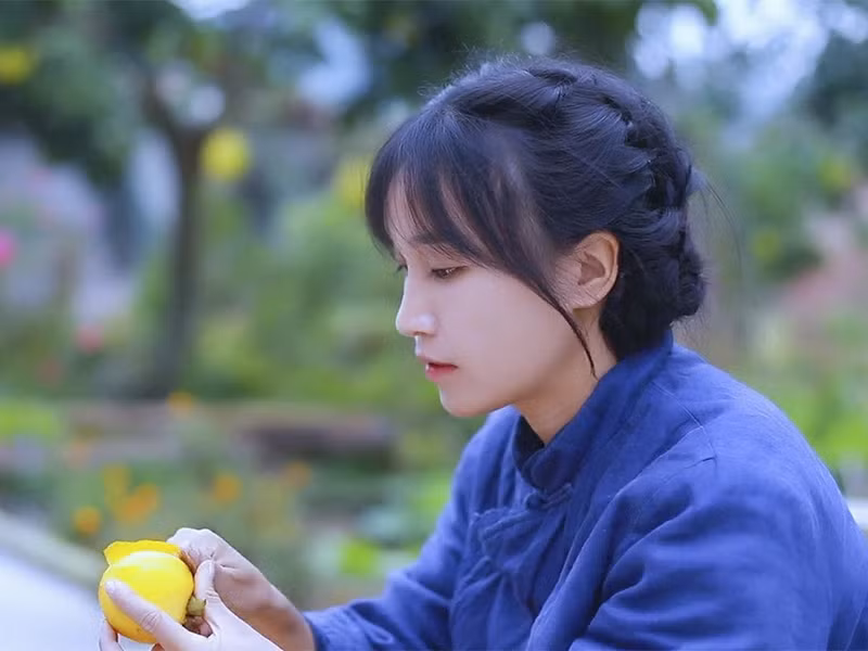 Sau nghi vấn trở thành triệu phú ở tuổi 29, blogger Lý Tử Thất càng nhận được sự chú ý của nhiều khán giả.