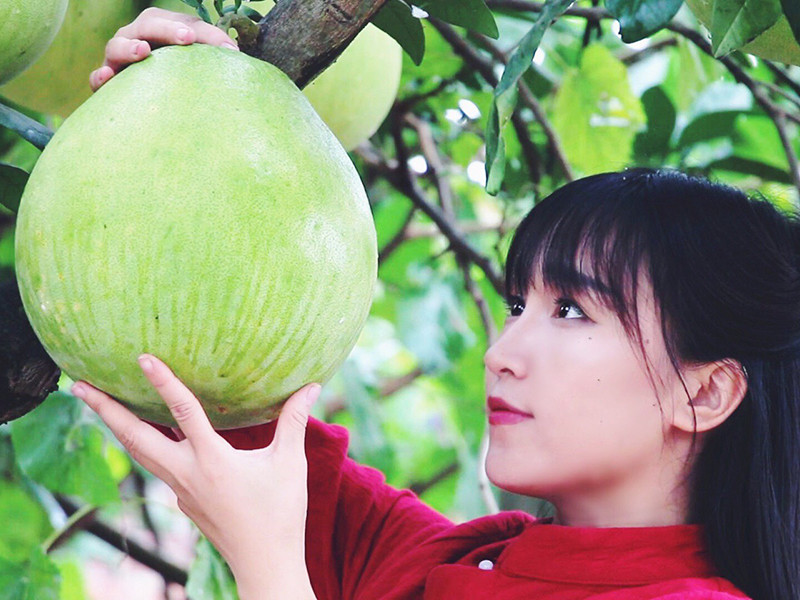 Nữ blogger trở thành một hiện tượng khi các video của cô hút lượng lớn người xem trong nước lẫn quốc tế.