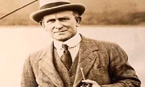 David Blair đến từ thành phố Tayside, Scotland đã từng có hai ngày du ngoạn trên tàu Titanic huyền thoại từ Belfast cho đến Southampton trước khi nó chính thức bắt đầu chuyến hải hành định mệnh ngày 31/4/1912.