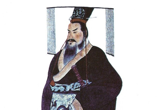 Mặc dù có hàng ngàn phi tần mỹ nữ hầu hạ nhưng cho đến khi chết, Tần Thủy Hoàng vẫn không thể nào quên được mối tình khắc cốt ghi tâm với A Phòng.