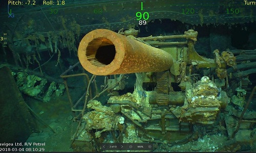 Tàu sân bay USS Lexington chìm trong trận chiến ở biển San hô từ ngày 4 - 8/5/1942.